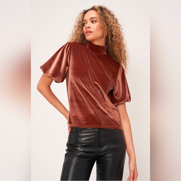 Project Social T - Picture 1 of 7